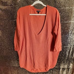 3/4 sleeve length v-neck sweater